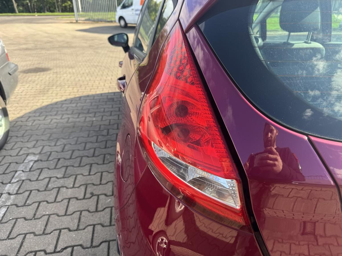 Ford Fiesta JA8 original R&uuml;cklicht R&uuml;ckleuchte Schlussleuchte links Bj.2008